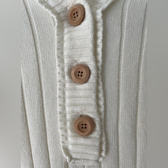 Roxy Hoodie Sweater - Picture 4 of 4